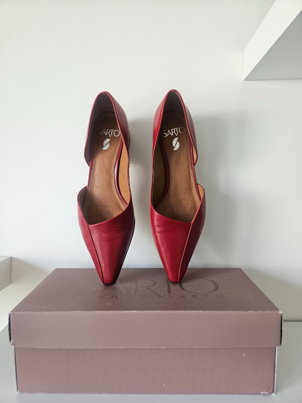 Franco Sarto Red Leather Pointed Toe Block Heel Pumps, Size 7.5 - Picture 9 of 12